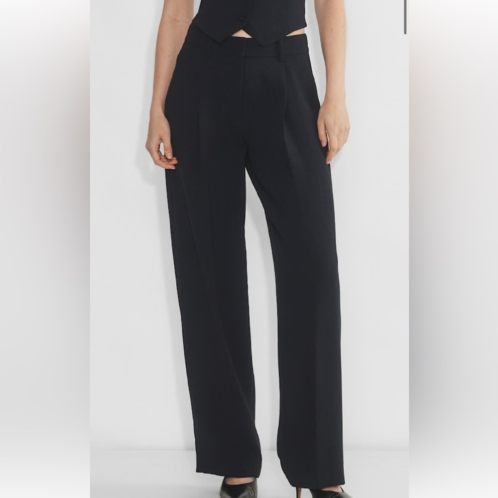 Aritzia Wilfred Willa NAVY trousers